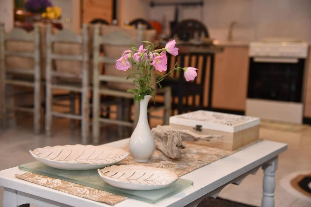 شقة Hospitality In Mythical And Historical Peloponnese1 Posidhonía المظهر الخارجي الصورة